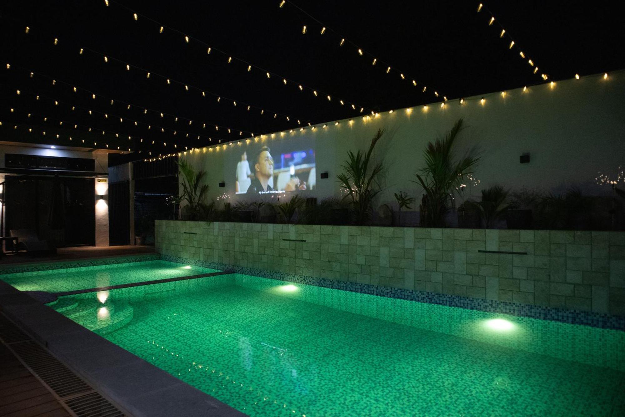 A Poolside Cafe Resort Magalang Exterior foto